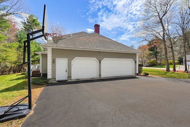23 Cornerstone Dr, Easton, MA 02356