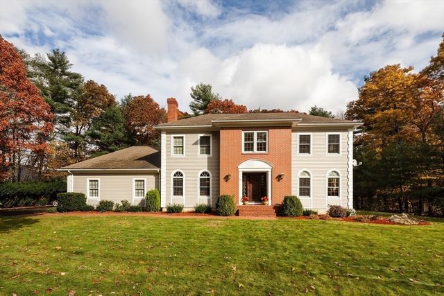 23 Cornerstone Dr, Easton, MA 02356