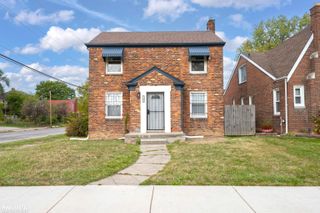 13903 Cloverlawn Avenue, Detroit, MI 48238