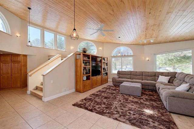 19524 74th Avenue, Chippewa Falls, WI 54729