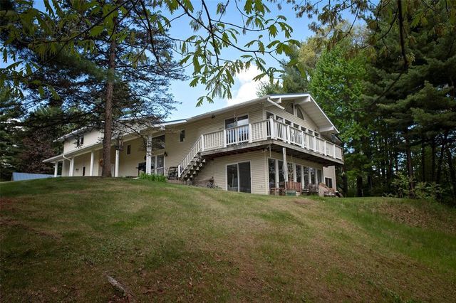 19524 74th Avenue, Chippewa Falls, WI 54729