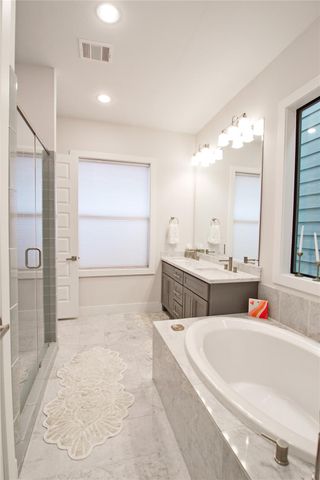 1806 Colonel Forbins Drive, Houston, TX 77043