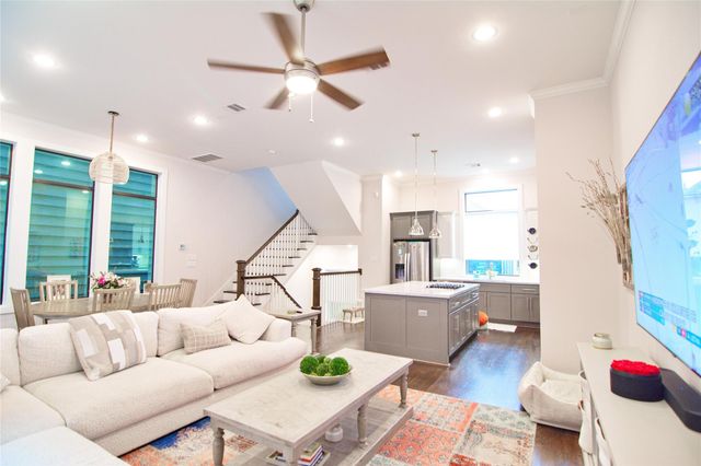 1806 Colonel Forbins Drive, Houston, TX 77043