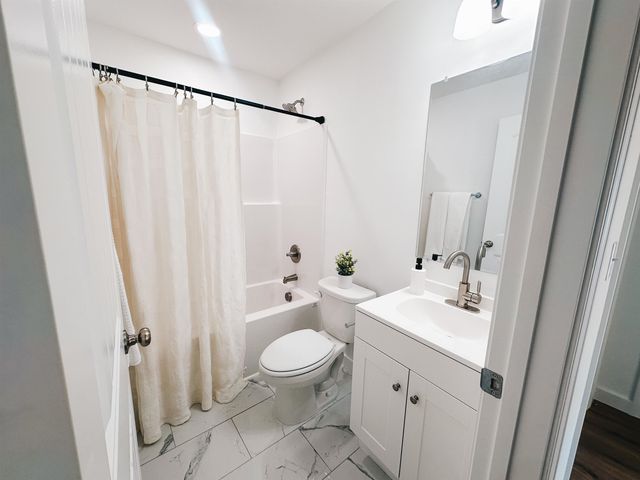 380 Edgefield Street, Chesnee, SC 29323