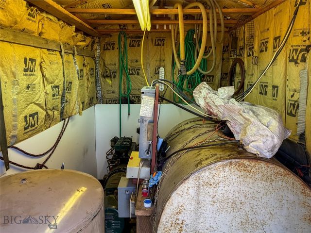 7379 Hahn Creek Road, Elliston, MT 59728