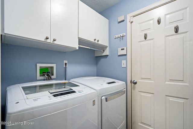 3400 Eastbrook Dr, La Grange, KY 40031