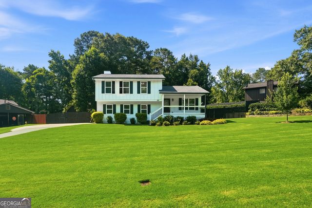 880 The Circle, Lawrenceville, GA 30043