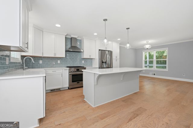 880 The Circle, Lawrenceville, GA 30043