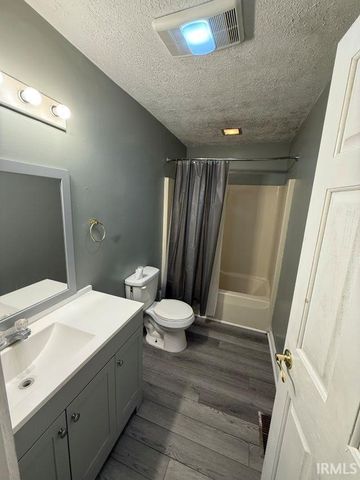 972 Newby Street, Mitchell, IN 47446