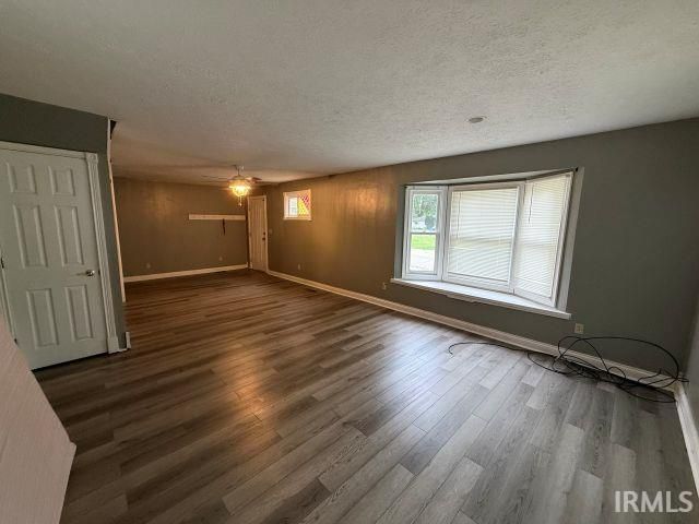 972 Newby Street, Mitchell, IN 47446