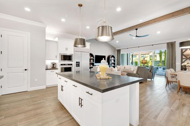 2857 E Beech Tree Drive, Fresno, CA 93730