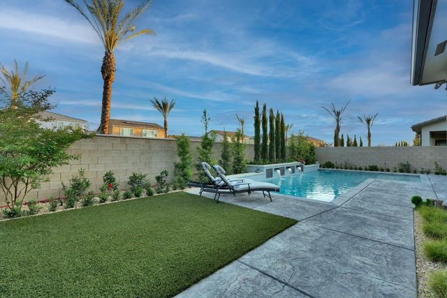 2857 E Beech Tree Drive, Fresno, CA 93730