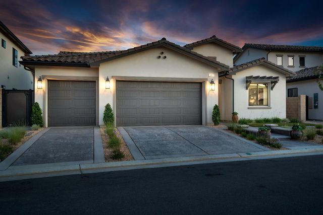 2857 E Beech Tree Drive, Fresno, CA 93730