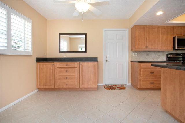 1511 S KNOLLWOOD DRIVE, Bradenton, FL 34208