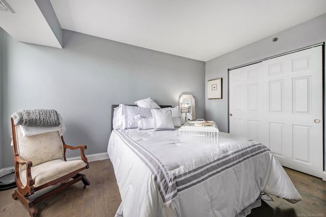 250 E Harbortown Drive 608, Detroit, MI 48207