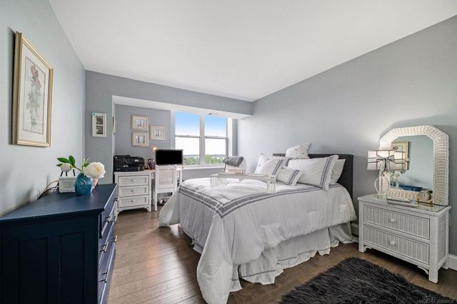 250 E Harbortown Drive 608, Detroit, MI 48207