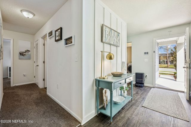 7856 MEADOW WALK Lane, Jacksonville, FL 32256