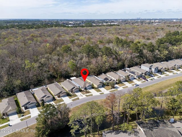 7856 MEADOW WALK Lane, Jacksonville, FL 32256