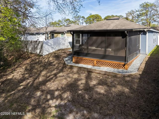 7856 MEADOW WALK Lane, Jacksonville, FL 32256