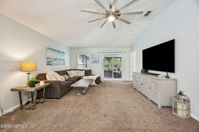 7856 MEADOW WALK Lane, Jacksonville, FL 32256