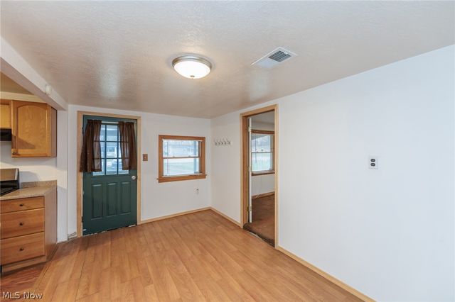 12286 Eaton Boulevard, Grafton, OH 44044