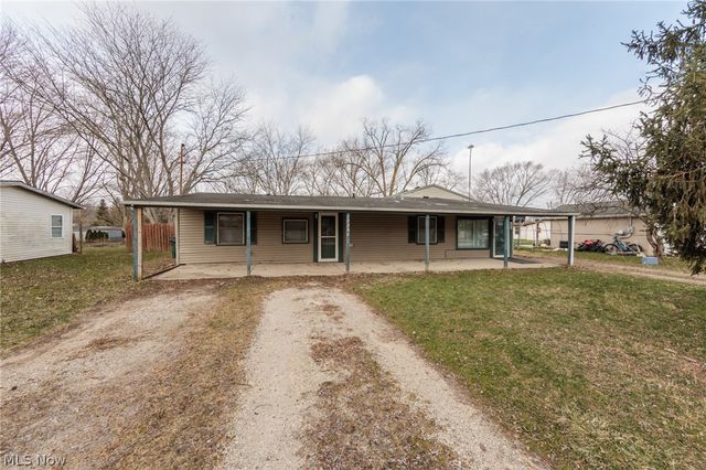 12286 Eaton Boulevard, Grafton, OH 44044