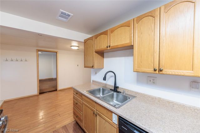 12286 Eaton Boulevard, Grafton, OH 44044