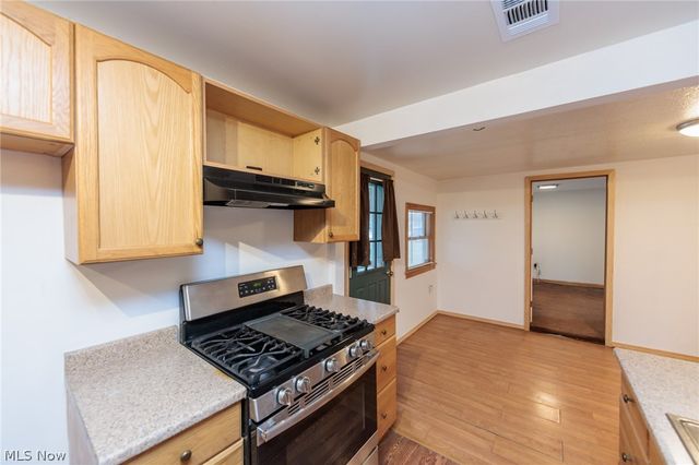 12286 Eaton Boulevard, Grafton, OH 44044