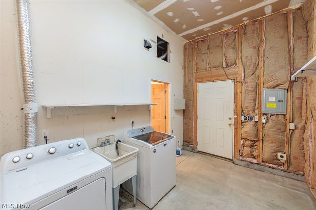 12286 Eaton Boulevard, Grafton, OH 44044