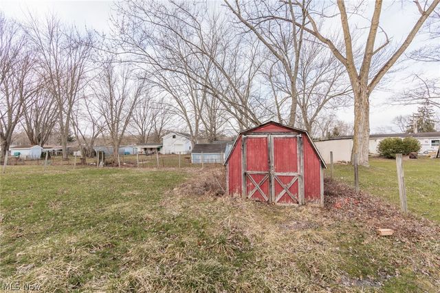 12286 Eaton Boulevard, Grafton, OH 44044