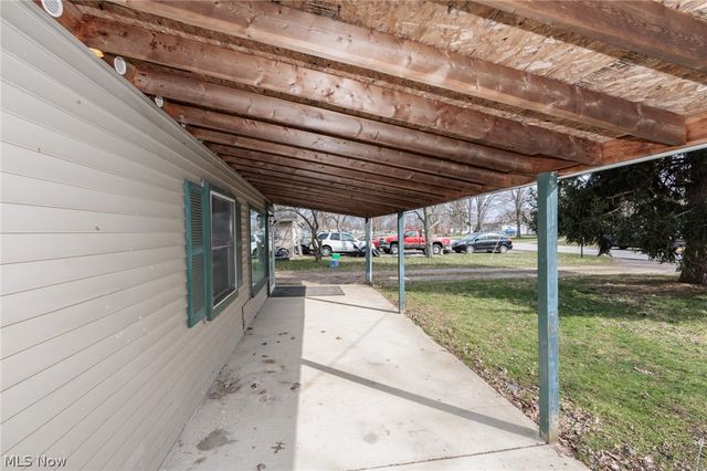 12286 Eaton Boulevard, Grafton, OH 44044