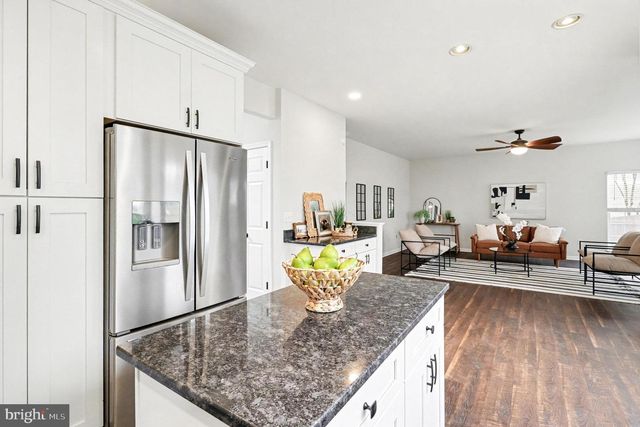 48 HAMSTEAD RD, Fredericksburg, VA 22405