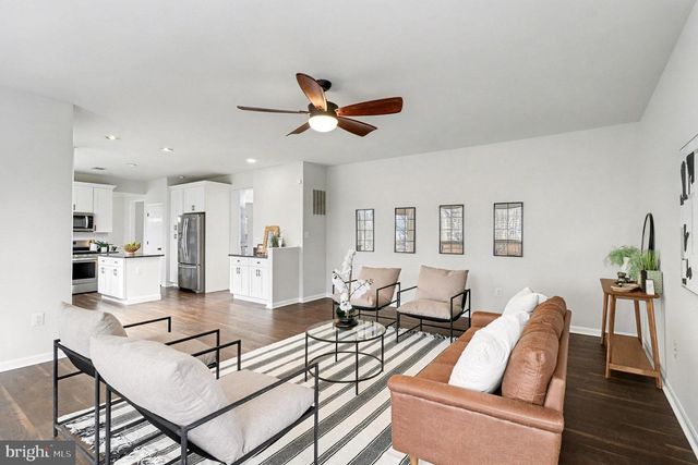 48 HAMSTEAD RD, Fredericksburg, VA 22405