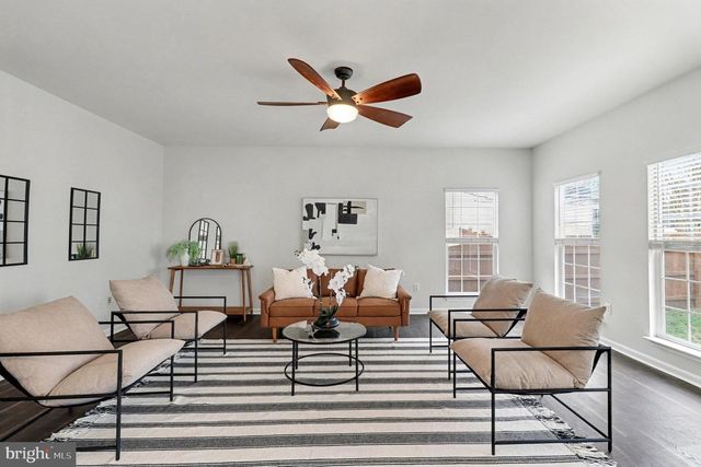 48 HAMSTEAD RD, Fredericksburg, VA 22405