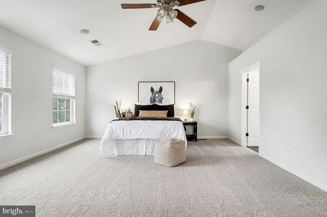 48 HAMSTEAD RD, Fredericksburg, VA 22405