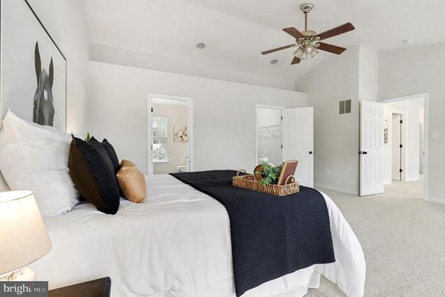 48 HAMSTEAD RD, Fredericksburg, VA 22405