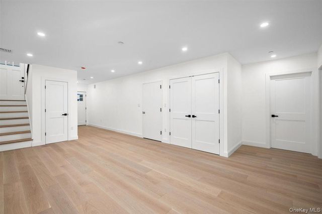 215 Prospect Avenue, White Plains, NY 10607