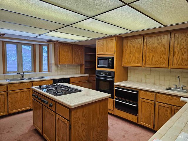 367 Crestview Drive, Orofino, ID 83544