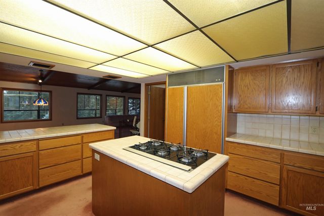 367 Crestview Drive, Orofino, ID 83544