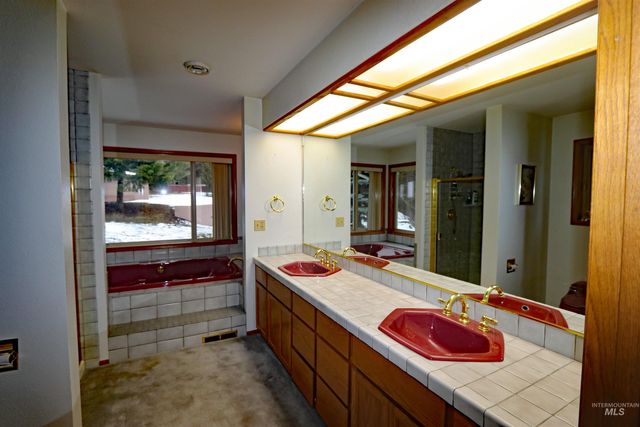 367 Crestview Drive, Orofino, ID 83544