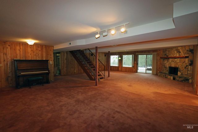367 Crestview Drive, Orofino, ID 83544
