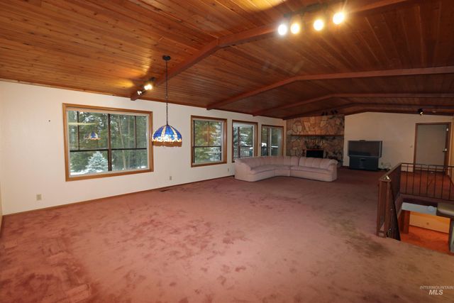 367 Crestview Drive, Orofino, ID 83544