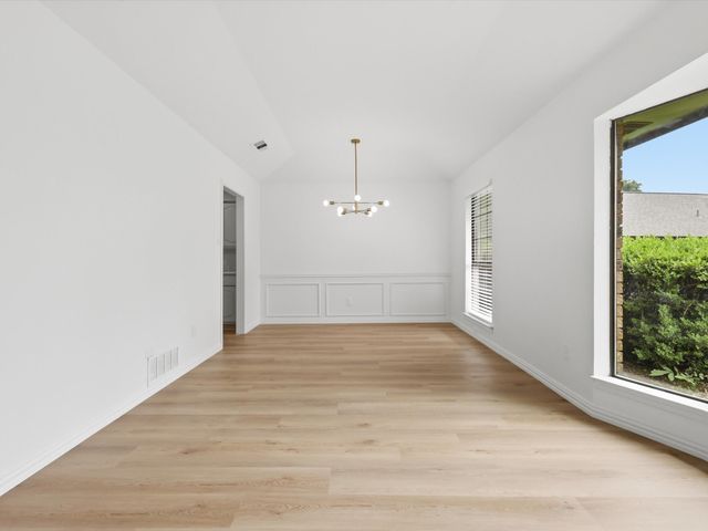 408 Christine Court, Euless, TX 76039