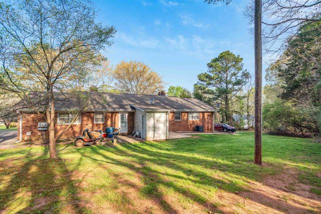 129 Clint Court, Spartanburg, SC 29307