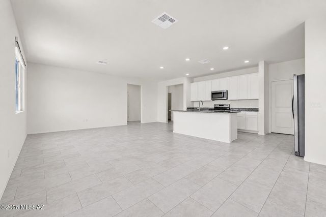 5497 W San Francisco Trail, Tucson, AZ 85742