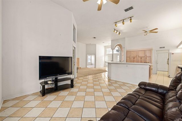 11621 SW 72ND CIRCLE, Ocala, FL 34476