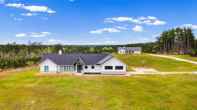 9572 Fm 355, Trinity, TX 75862