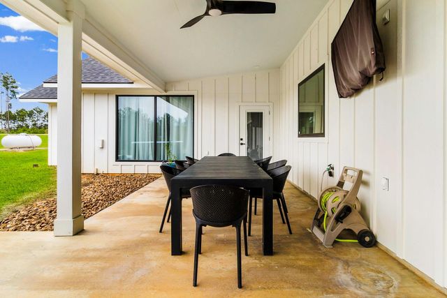 9572 Fm 355, Trinity, TX 75862