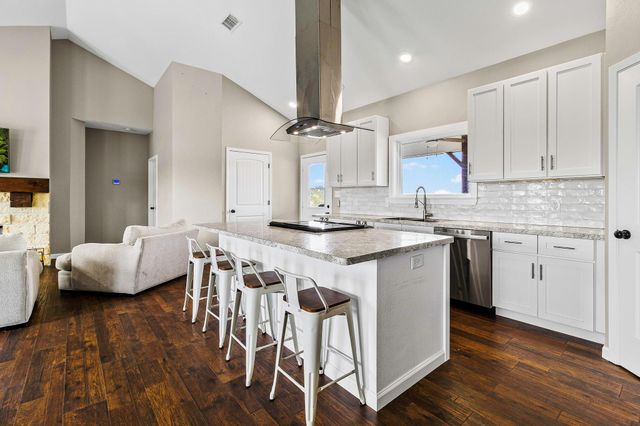 9572 Fm 355, Trinity, TX 75862