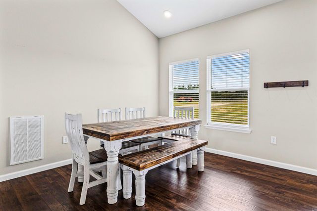 9572 Fm 355, Trinity, TX 75862